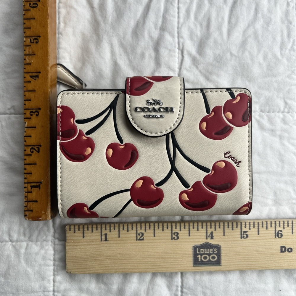 COACH CZ762 Women's Medium Corner Zip Wallet With Cherry 🍒 Print Smooth Leather - Picture 6 of 10